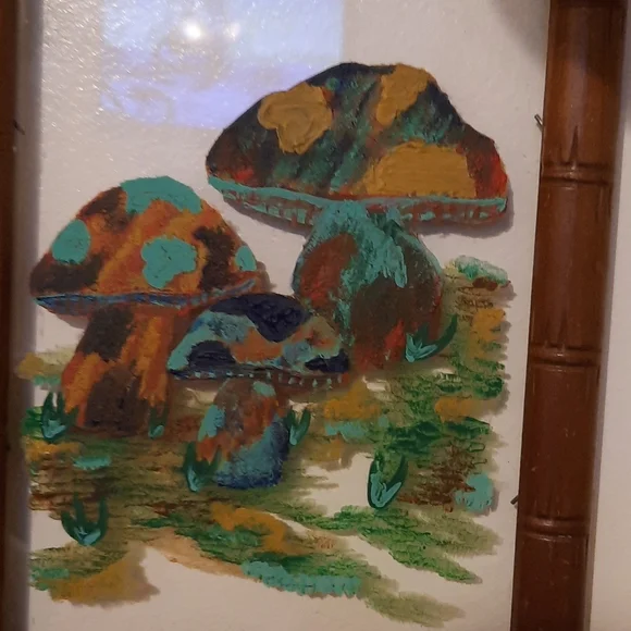 6in x  8 in vintage frame with original Mushroom painting by Nicole K - Picture 6 of 6